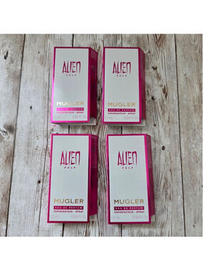 Women's Mugler Alien Pulp samples